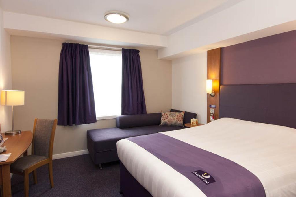 Premier Inn Leamington Spa Town Centre Kültér fotó