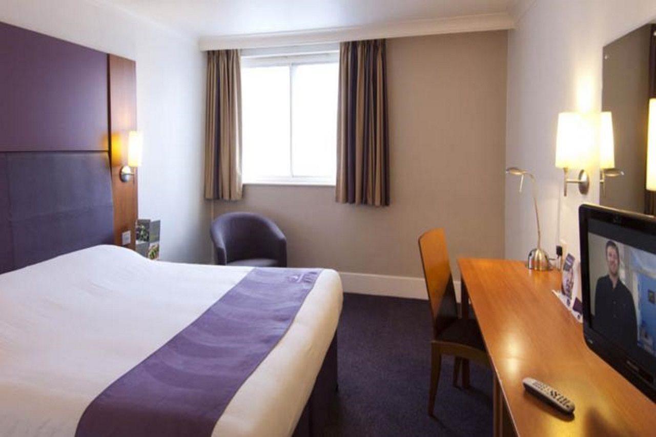 Premier Inn Leamington Spa Town Centre Kültér fotó